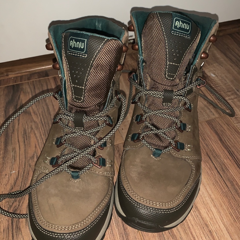 Brand new Ahnu hiking boots